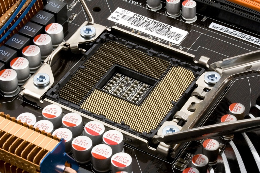 socket-1366.jpg
